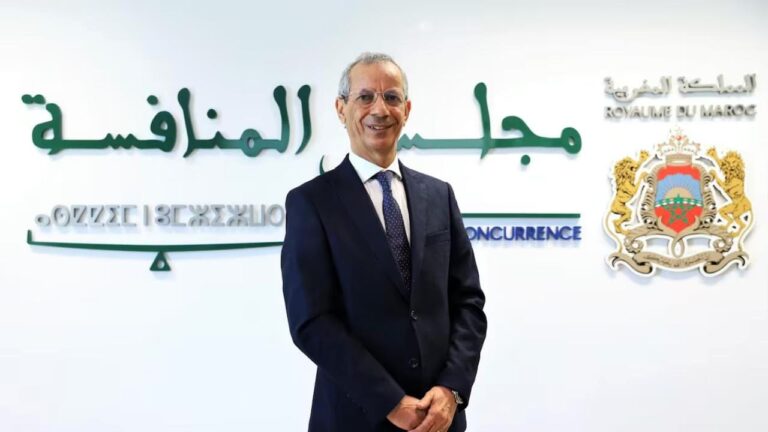 من يراقب المراقب؟ تناقض أم مناورة؟ رحو يحذّر من خطر تمركز المصحات بعدما رخّص مجلسه لاستحواذات في القطاع!