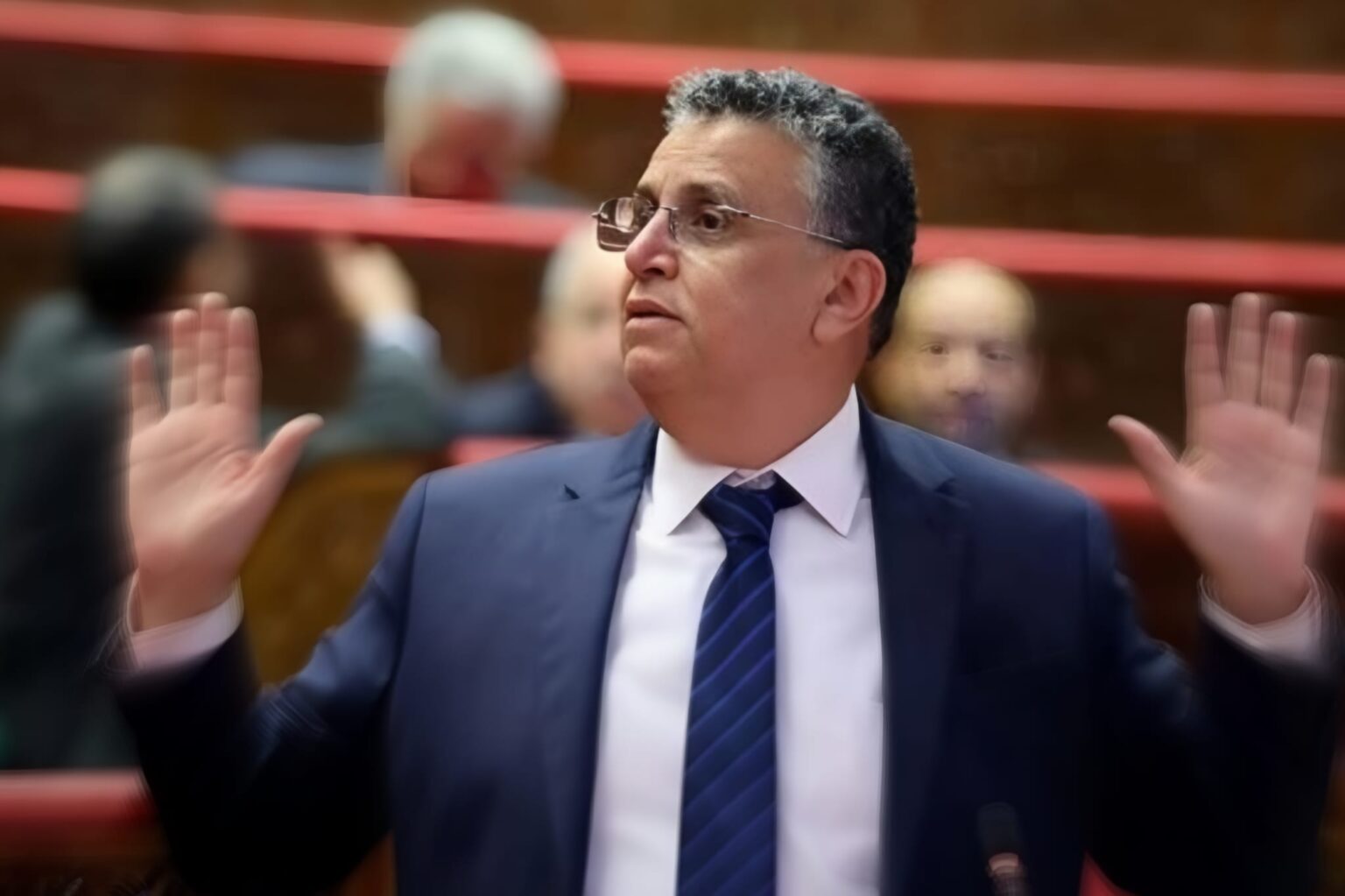مشروع قانون تعويض المصابين في حوادث السير… حين يتحوّل وزير العدل إلى محامي شركات التأمين وتُسلَّم مفاتيح العدالة للباطرونا