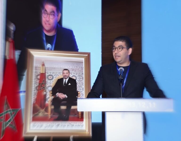 حين يُعلن الوزير بنسعيد القطيعة مع المناصب وهو جالس على مقعد وزاري