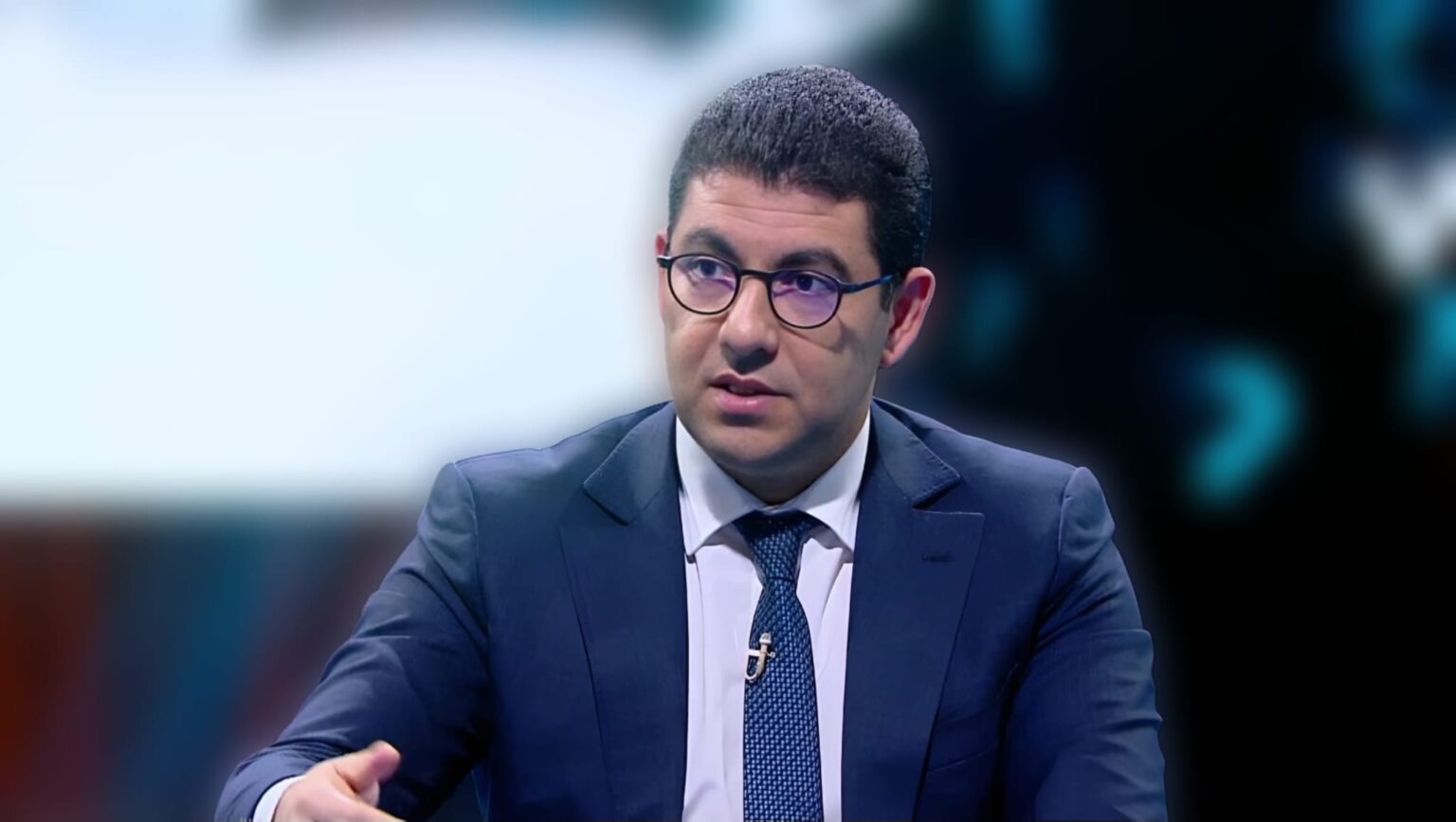 الثقافة على المحك… شكايةٌ ضد الوزير بنسعيد تعيد رسم حدود الفن والأخلاق في المغرب