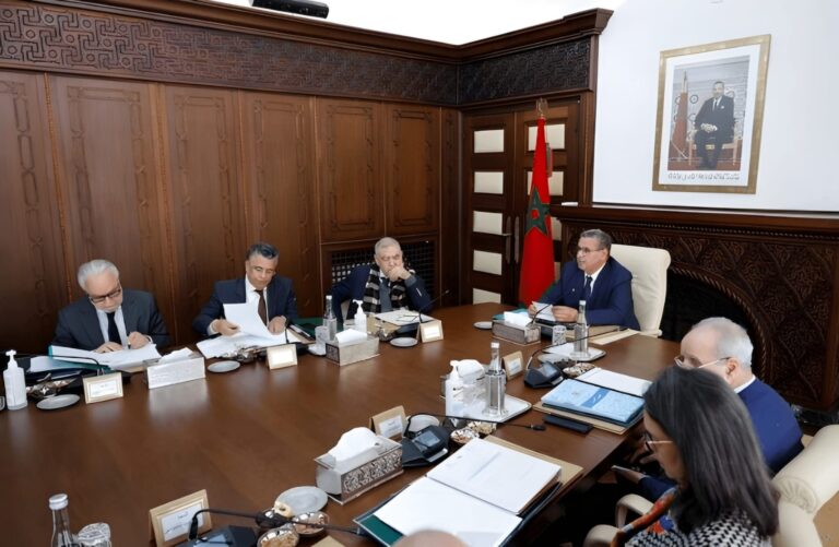 هلا بالخميس… اليوم الوطني للتعيينات بالجملة كأن الدولة مكتب تشغيل