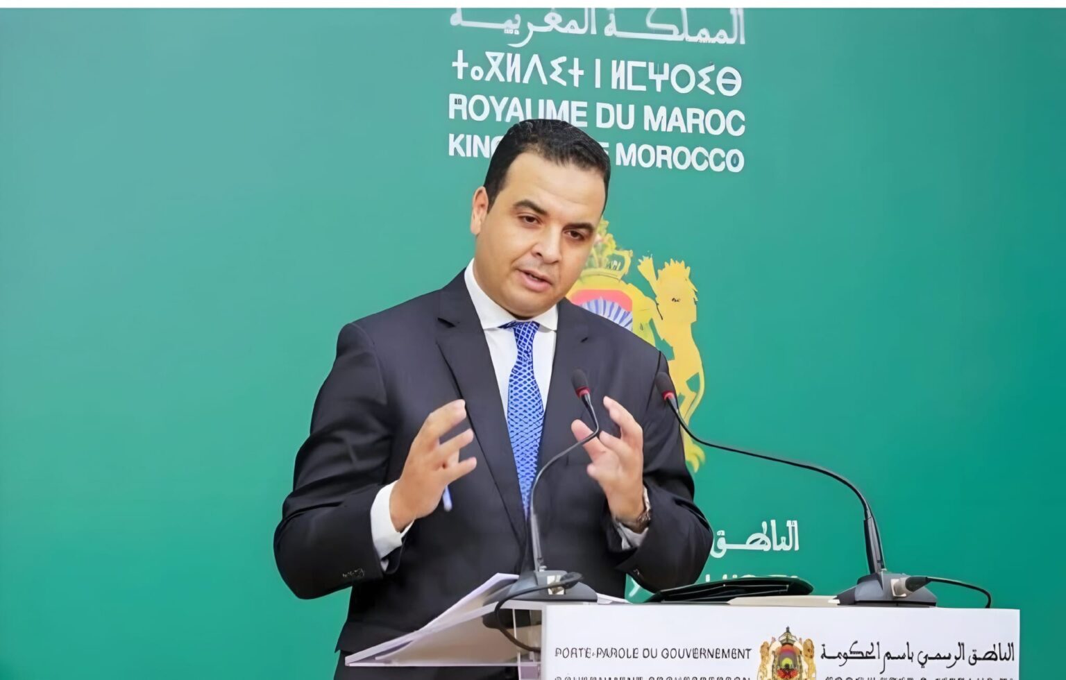 بايتاس يوزّع الأمل بالتقسيط… ويشرح للجيل زد كيف يُمكنهم أن يصبحوا أساتذة بلا سنٍّ ولا حدٍّ أدنى من المنطق