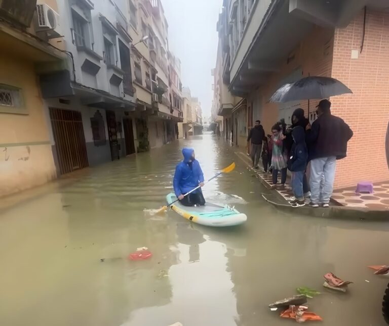 إعلان “النكبة” المؤجَّل: هل كرامة المواطن في القصر الكبير أقل أولوية من ميزانية صناديق الكوارث؟