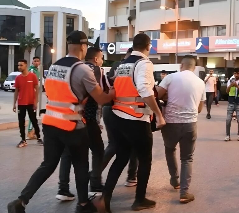 لوموند: آلاف الموقوفين ومئات الأحكام في ملفات احتجاجات خريف 2025