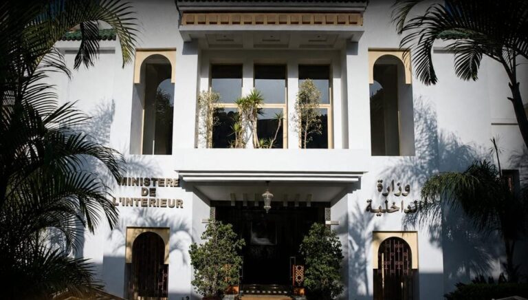 أموال ضرائبك… أين تذهب؟ «جمعيات أشباح» تحصد الملايين ومشاريع تبقى حبراً على ورق… فمن فتح لها خزائن الجماعات؟