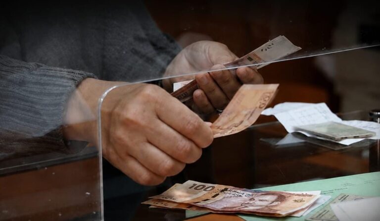 قبل نهاية الولاية… الحكومة تضبط ساعة توقف الدعم الانتقالي بعد 12 شهراً وتترك نتائجه لمن سيأتي بعدها