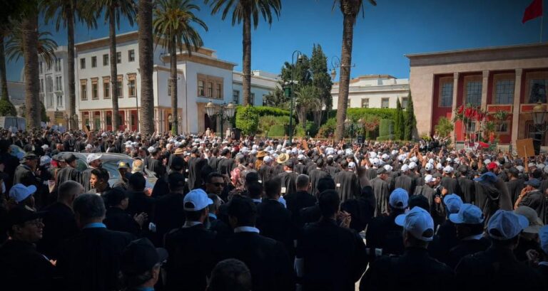 المحامون يرفعون سقف المواجهة… بلاغ 7 يوليوز يتهم الأغلبية الحكومية بـ“الاغتيال التشريعي” وينقل المعركة دولياً