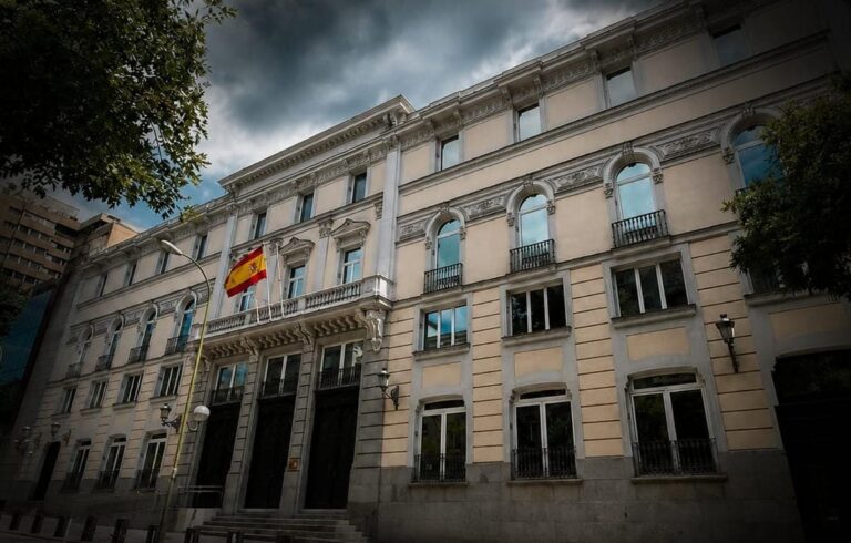 سبتة تحاصر مدريد بالأرقام… 96 إجراءً قضائياً مرتبطاً بالوفاة والحكومة أمام أسئلة التدبير والمسؤولية